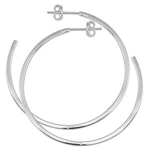 Cód.: BS2232 P Brinco de argola folheado a prata c/ fio laminado em perfil quadrado  Atacado: R$ 6,85  (unid.: par) Varejo: R$ 13,70  (unid.: par) Garantia: 1 ano após a data da compra Prazo de liberação: Até 48 horas (somente dias úteis)